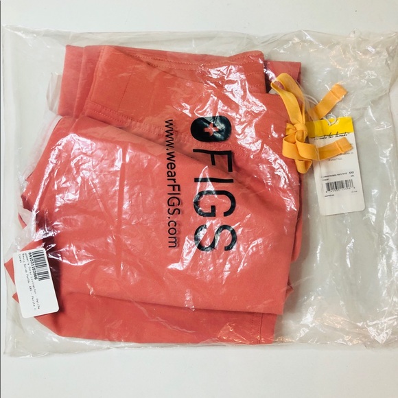 Figs Pants - Coral Livingston Figs scrub bottom